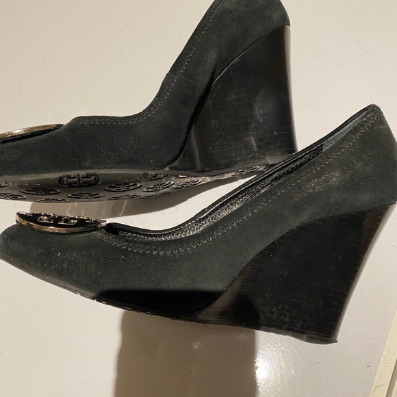 Stuart Weitzman wedge suede heels - Picture 3 of 6